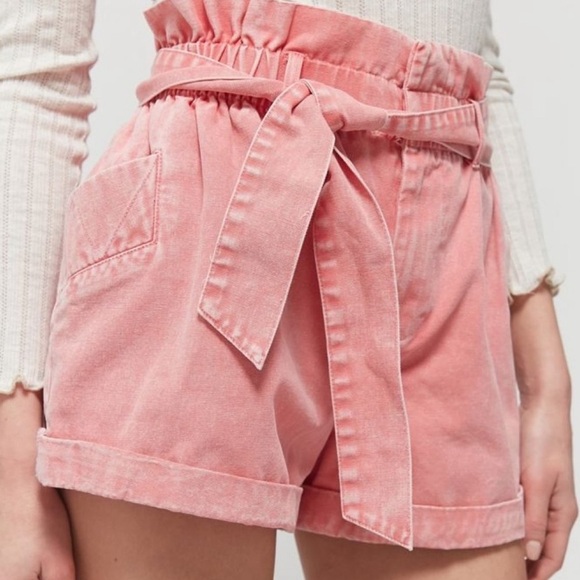 BDG Urban Outfitters Khaki Tan Canvas Paper Bag High Rise 2” Womens Shorts Large - Picture 12 of 12